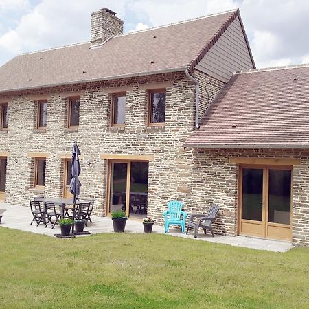 Gîte de Landemeure, 10 couchages, accès PMR Saint-Germain-du-Crioult Extérieur photo